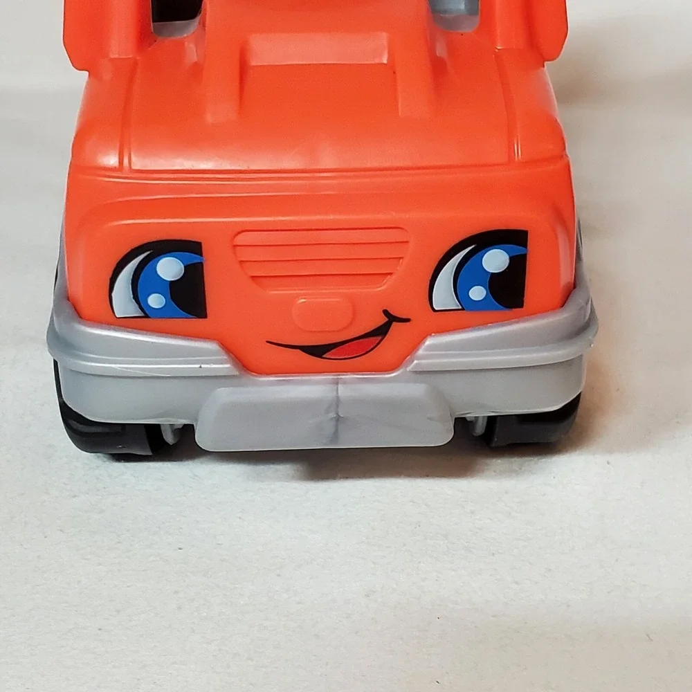 Fisher Price Little People Help a Friend Orange Pick Up Truck ATV Off Road 2017
